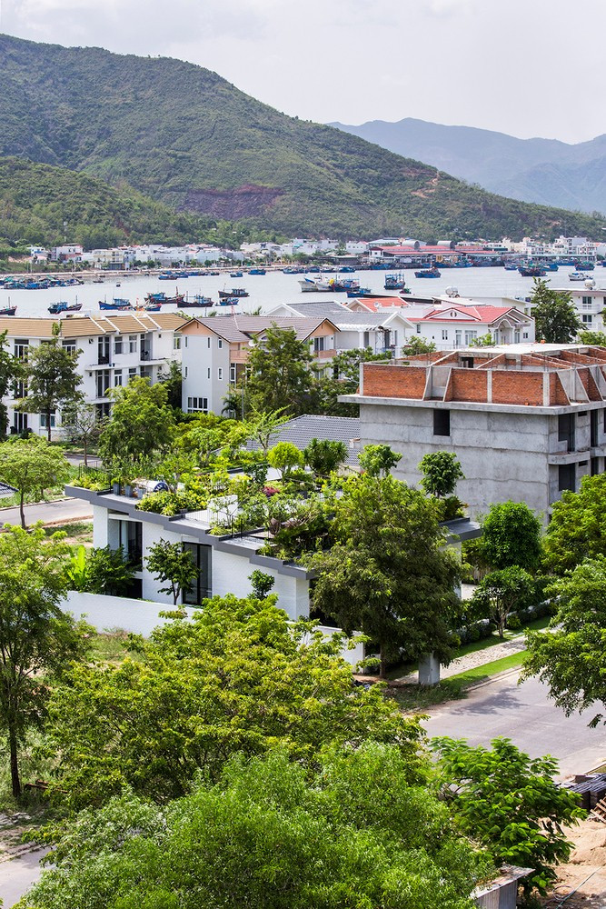 Ngôi nhà xây trên diện tích đất nền 276m2 tại Nha Trang, một thành phố ở miền trung Việt Nam được bao quanh bởi đại dương và núi non tuyệt đẹp. Ảnh: Hiroyuki Oki