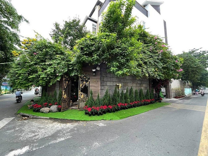 Vài năm trước, căn biệt thự từng được định giá khoảng 60 tỷ đồng. Ảnh: FBNV