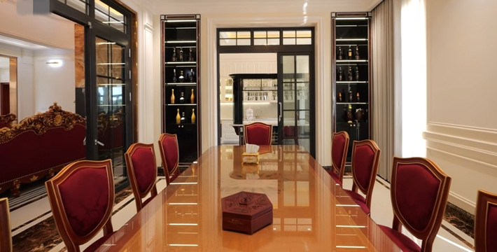 Phòng ăn đủ chỗ cho 10 người. Ảnh: Chụp màn hình