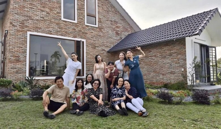 Cuối năm 2024, nam nghệ sĩ bắt đầu cải tạo và xây dựng nhà, biến khu đất thành nơi nghỉ dưỡng cho gia đình. Ảnh: FBNV