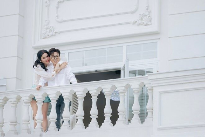 Hệ thống cửa sổ lớn giúp tận dụng tối đa ánh sáng tự nhiên. Ảnh: FBNV >>> Mời độc giả xem video: Hà Nội kiểm tra hơn 1.000 căn biệt thự cũ. Nguồn: VTV24