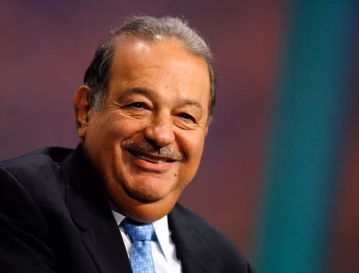 Năm nay, tỷ phú giàu nhất Mexico Carlos Slim Helu tăng 2 bậc so với năm ngoái, xếp vị trí thứ 5 với 64 tỷ USD. Tuy nhiên, khối tài sản của Carlos Slim Helu đã giảm 3,1 tỷ USD sau 12 tháng. Ảnh: CNBC.