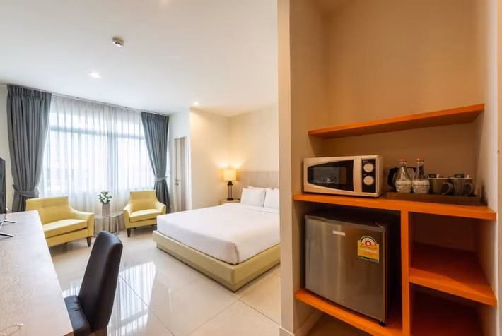 Mỗi phòng đều có view tuyệt đẹp để các cầu thủ U23 Việt Nam ngắm cảnh bên ngoài. Ảnh: Booking.