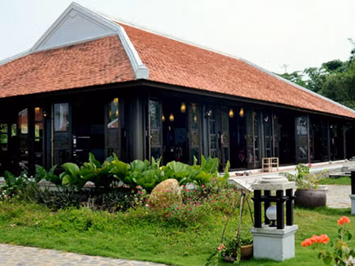 Cách đây nhiều năm, tổ ấm của vợ chồng doanh nhân Hoài Nam tọa lạc tại Quận 9 - TP HCM. Ảnh: Tintuconline.