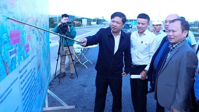 Đắk Lắk thúc tiến độ giao thông trọng điểm chào mừng Đại hội XIV của Đảng