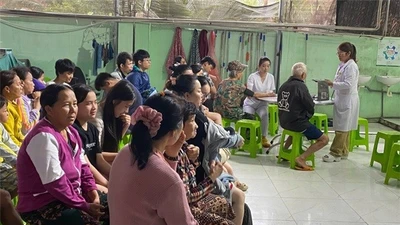 TP HCM chi viện y tế cứu trợ người dân vùng lũ Nam Trung Bộ