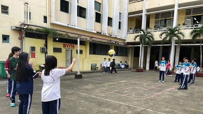 TP HCM hạn chế học sinh dùng điện thoại trong giờ ra chơi từ năm 2026