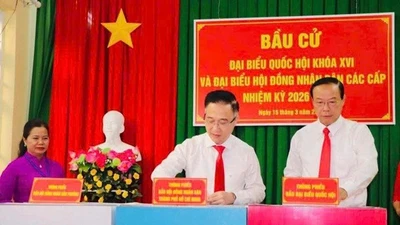 TPHCM: Cử tri phường Vũng Tàu rộn ràng ngày bầu cử