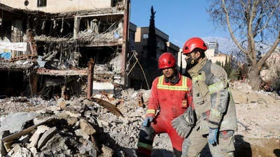 Israel tấn công Tehran với quy mô 'chưa từng có'