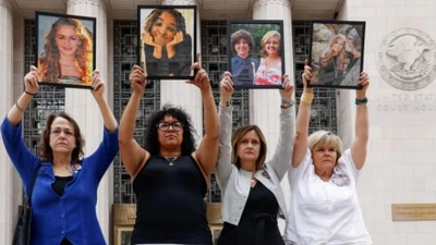 Chứng nghiện mạng xã hội trầm trọng ở Mỹ và phiên tòa lịch sử