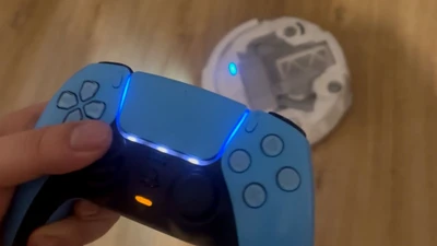 Vô tình hack 7000 robot hút bụi, người đàn ông nhận được 30.000 USD