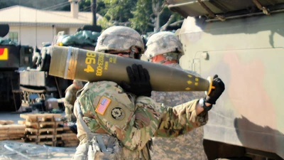 Mỹ vung tiền sản xuất hàng vạn quả đạn chùm