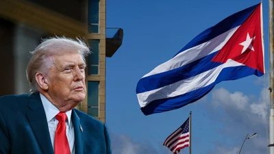 Ông Trump phát biểu trước báo chí về vấn đề Cuba trong khi rời khỏi Nhà trắng. Ảnh: Reuter
