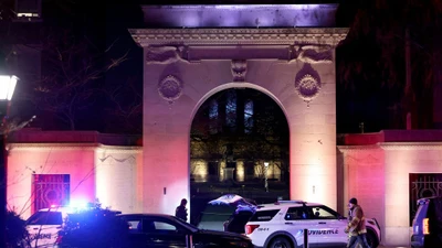 Xả súng tại trường đại học ở Mỹ, nhiều người thương vong
