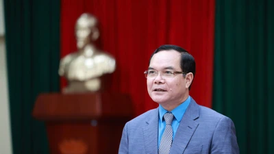 Xây dựng giai cấp công nhân vững mạnh vì sự phát triển của đất nước