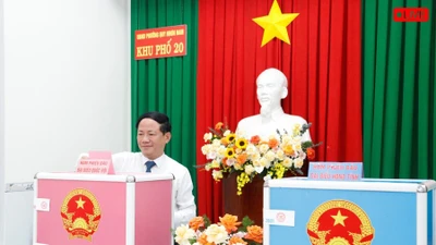 Cử tri tỉnh Gia Lai nô nức tham gia ngày hội non sông