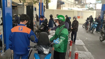 17 cửa hàng xăng dầu ở Hà Nội tạm dừng bán