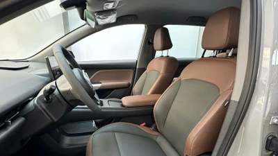 Êm, đẹp và nhiều tiện nghi, VinFastVF MPV 7 khiến các gia đình Việt khó chối từ