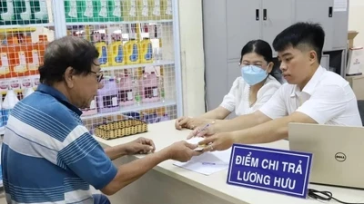 Quốc hội yêu cầu điều chỉnh phụ cấp, mức lương cơ sở, lương hưu