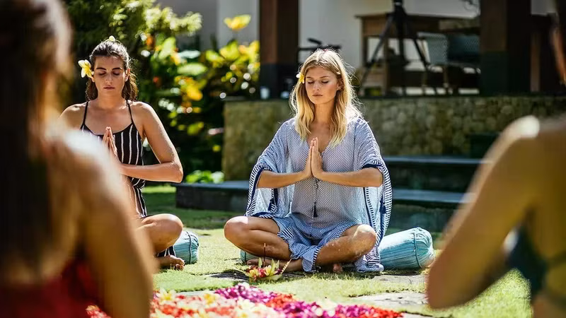 Làn sóng wellness và các khóa tu tĩnh lặng thu hút giới trẻ Việt Nam