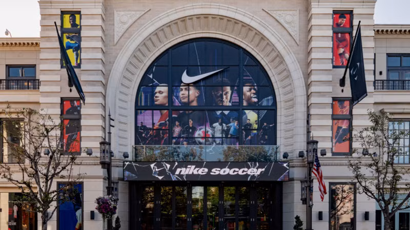 Nike chọn World Cup làm bệ phóng để tìm lại vị thế dẫn dầu
