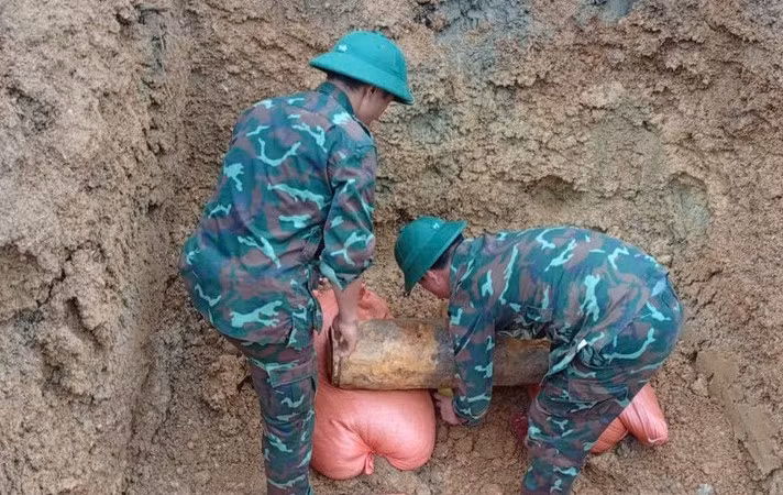 Phát hiện và tiêu hủy thành công quả bom Mỹ tại Hà Tĩnh
