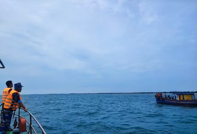 Nỗ lực tìm kiếm ngư dân mất tích trên vùng biển Quảng Trị