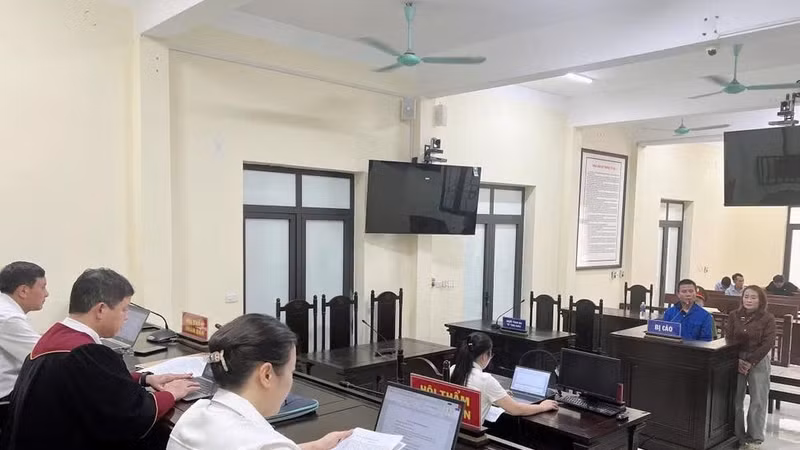Xét xử vụ buôn bán pháo nổ trái phép tại Hà Tĩnh