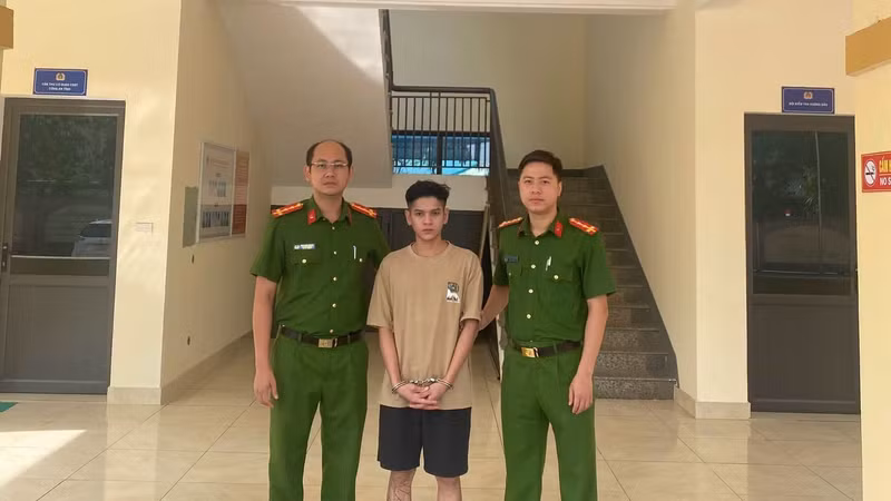 Đối tượng trốn truy nã 6 năm ở nước ngoài sa lưới
