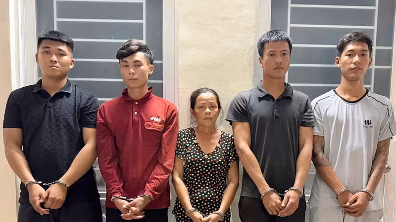 Bắt giữ nhóm thuê người chém chồng ở Phú Quốc vì mâu thuẫn gia đình