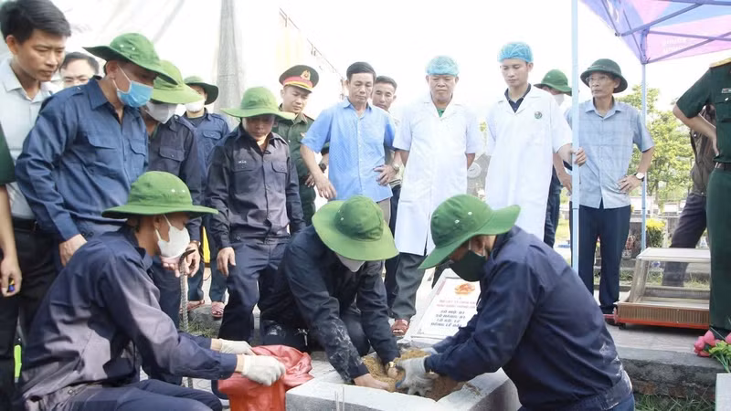 Hoàn thành lấy mẫu ADN xác định danh tính liệt sĩ ở Hà Tĩnh