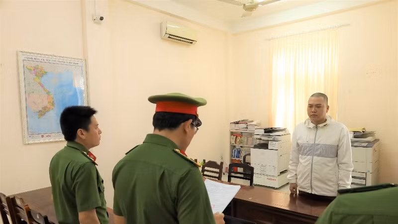 Người đàn ông bị khởi tố vì lừa đảo chiếm đoạt hơn 750 triệu đồng