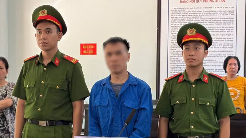 Lừa đảo làm sổ đỏ, người đàn ông lĩnh 14 năm tù