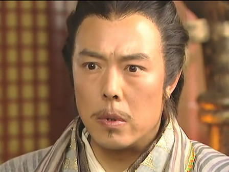 Ngày nay nhìn lại, Lã Bất Vi là nhà đầu tư mạo hiểm đầu tiên trong lịch sử, nhận được sự tài trợ về tài chính của Lã Bất Vi, nước Tần là quốc gia mạnh nhất thời đó, tiến hành cải tổ quyền lực. Cùng với sự đầu tư tài chính vào nước Tần, Lã Bất Vi đã trở thành “Ông Hoàng không vương miện”. Quan trọng hơn là, với sự kết hợp giữa tài chính và vũ lực, cuối cùng nước Tần cũng dẹp yên 6 nước, xưng bá thiên hạ, gây dựng nền móng cơ sở cho thời đại mới của lịch sử Trung Quốc. Phương tiện đầu tư của Lã Bất Vi là tiền bạc. Chính vì vậy, chúng ta nên biết: ngoài binh khí được sử dụng rộng rãi, thì nền kinh tế tiền tệ phổ cập là một mục tiêu quan trọng khác của thời Chiến Quốc.