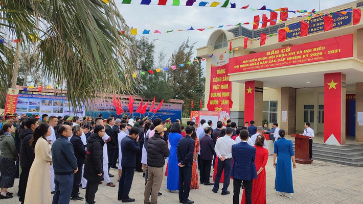 Cuộc bầu cử được tổ chức tại hai khu vực bỏ phiếu là Trung tâm dịch vụ sự nghiệp công và Tiểu đoàn phòng thủ đảo Bạch Long Vĩ.