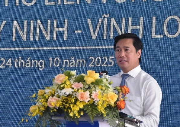 Thứ trưởng Bộ Xây dựng Nguyễn Tường Văn phát biểu tại buổi lễ 1-9972.jpg