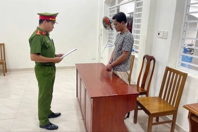 Đối tượng Vịnh tạt xăng, dọa thiêu sống bạn trai của vợ. (Ảnh: CACC) 1-8864.jpg