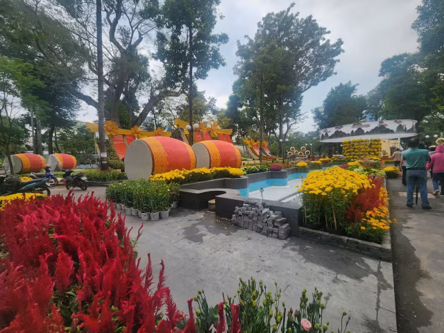 hoaxuan-2.jpg
