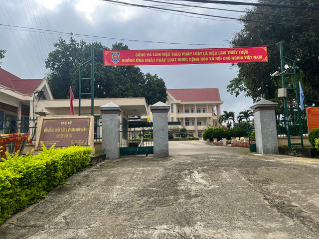 Một mình 1 ngựa trúng gói thầu của Đội quản lý đô thị huyện Đắk Mil Mot minh 1 ngua trung goi thau cua Doi quan ly do thi huyen Dak Mil