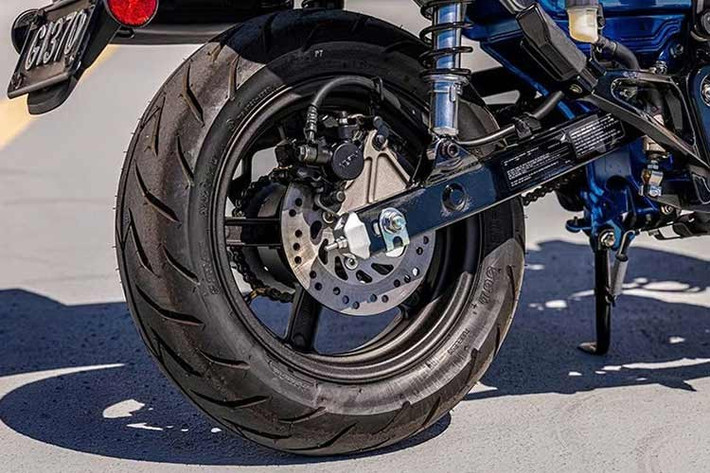 Mức tiêu thụ nhiên liệu theo tiêu chuẩn WMTC đạt 65,7 km/lít nhiên liệu, tiếp tục khẳng định thế mạnh về khả năng tiết kiệm nhiên liệu của dòng xe nhỏ mang phong cách Honda.