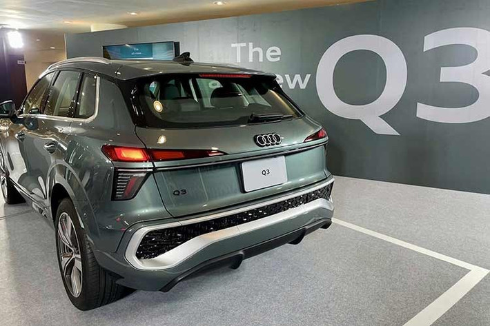 Với bản Tech Pro, xe được trang bị động cơ xăng 4 xi-lanh thẳng hàng, phun trực tiếp, tăng áp, dung tích 2.0L, cho công suất tối đa 204 mã lực và mô-men xoắn cực đại 320 Nm. Tốc độ tối đa đạt 229 km/h với bản SUV và 228 km/h với bản Sportback. Bản Tech Pro sử dụng hệ dẫn động 4 bánh quattro đặc trưng của Audi, tiêu thụ lượng xăng trung bình 13,7 km/lít (khoảng 7,29 lít/100 km), giảm 8,7%.