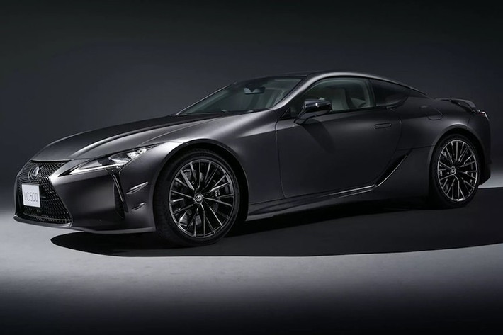 Tại Mỹ, Lexus đã ngừng cung cấp bản hybrid LC 500h và tại lễ hội tốc độ Goodwood vừa được tổ chức, hãng cũng đem tới bản thử nghiệm của mẫu coupe thể thao tiếp theo với tên dự kiến là LFR.