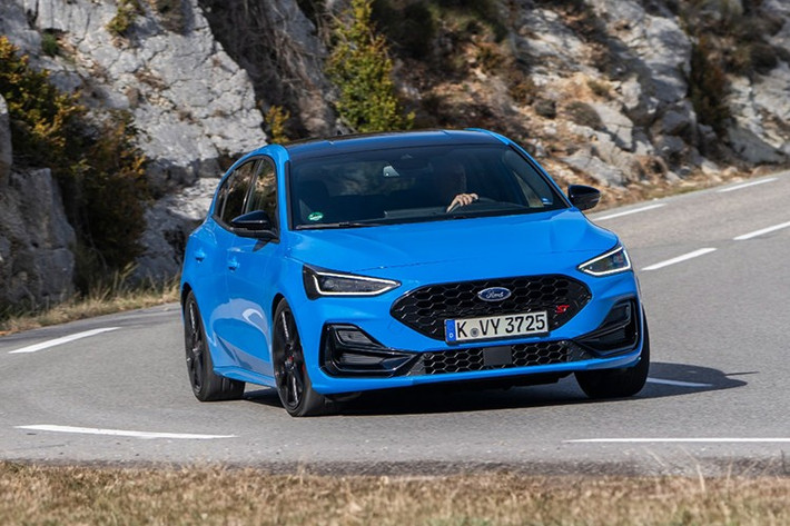 Explorer và Capri là một phần trong quá trình tái thiết của Ford, chứ không phải là di sản của hãng. Để thực hiện sự trở lại này, Ford đã bổ nhiệm Jim Baumbick, người trước đây phụ trách dòng xe Focus và Kuga, làm giám đốc chuyên trách đầu tiên tại châu Âu sau 3 năm.