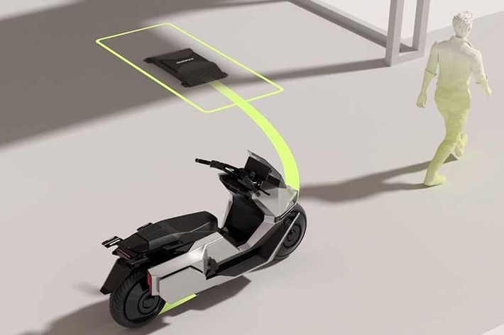 Cách vận hành giúp Omo X duy trì thăng bằng chủ động trong nhiều tình huống khác nhau, đồng thời vẫn giữ cảm giác điều khiển quen thuộc cho người lái. Xe cũng được trang bị một số tính năng hỗ trợ an toàn như kiểm soát độ bám đường, hỗ trợ vào cua cùng hệ thống phát hiện nguy cơ va chạm phía trước và hỗ trợ xử lý trong tình huống khẩn cấp.