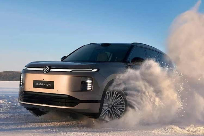 Giá của tân binh nhà Volkswagen tại thị trường Trung Quốc vẫn chưa được công bố và dự kiến sẽ được tiết lộ trong vài tháng tới, trước khi xe chính thức mở bán. Khả năng Volkswagen ID. Era 9X được bán tại thị trường ngoài Trung Quốc là khá thấp.