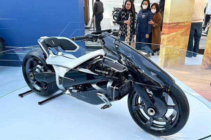 Dù bạn có thích tầm nhìn này hay không, thông điệp mà Honda muốn truyền tải lại vẫn rất tích cực: thập kỷ tới có lẽ sẽ còn nhiều sự đa dạng, thậm chí nhiều hơn cả trước đây.