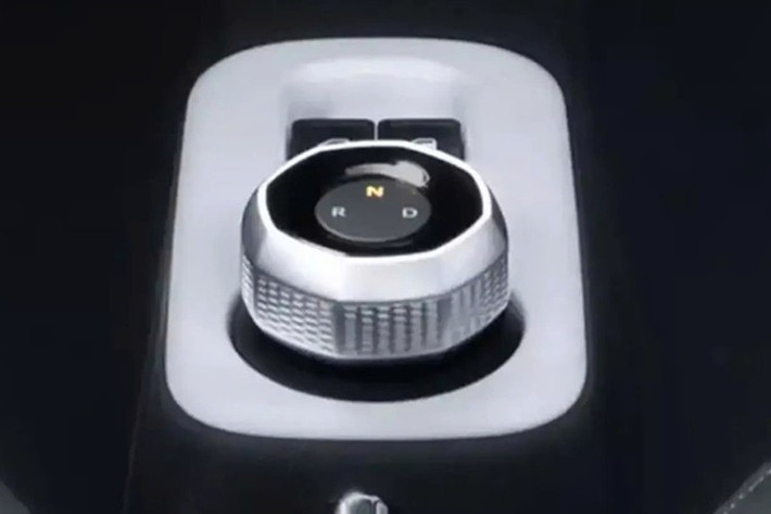 Theo Car News China, đây thực chất là phiên bản đổi tên của Geely Panda Mini EV, mẫu xe đã đạt doanh số hơn 101.000 chiếc chỉ trong 7 tháng đầu năm nay.