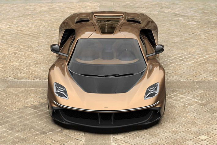 Động cơ hút khí tự nhiên và hộp số sàn từng là đặc điểm nổi bật của những chiếc xe cơ bản nhất trong ngành. Giờ đây, chúng thực sự là những món đồ xa xỉ trên một chiếc xe hiệu suất cao, ngày càng chỉ dành cho những người đam mê xe hơi giàu có nhất đang tìm kiếm cảm giác phấn khích.