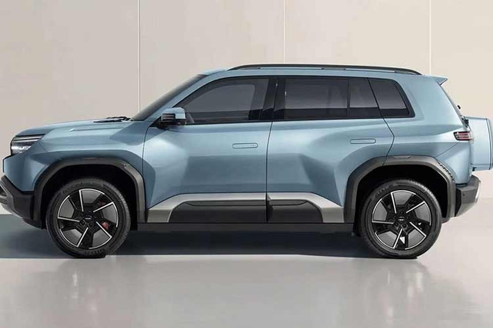 Phần đầu xe tiếp tục sử dụng lưới tản nhiệt đóng kín màu đen cùng cản trước với cấu trúc hình thang. Phía sau có đèn hậu đặt dọc, lốp dự phòng gắn trên cửa cốp và cản sau hình thang tương tự thiết kế phía trước. Màu sắc cản trước/sau và ốp cửa có thể thay đổi theo nhu cầu của khách hàng.