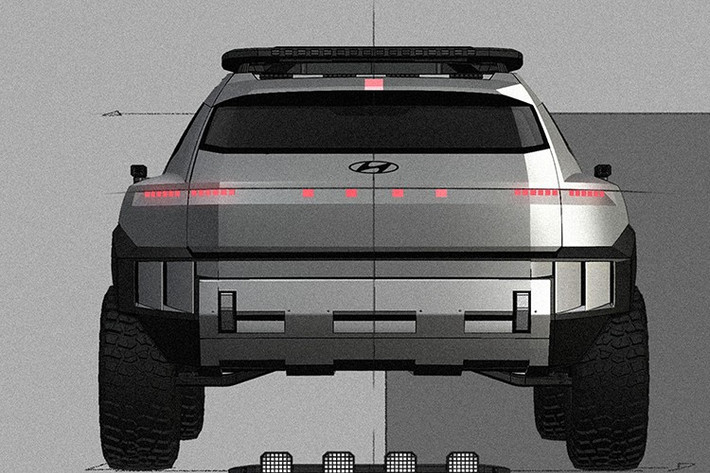 Mẫu xe này cũng được xem là một phần trong chiến lược mở rộng ngôn ngữ thiết kế của dòng xe XRT mà Hyundai đang xây dựng. Dòng sản phẩm XRT hiện bao gồm các mẫu như IONIQ 5 XRT, Santa Cruz XRT và Palisade XRT PRO. CRATER Concept được định vị như bước kế tiếp, đẩy xa hơn giới hạn của những mẫu SUV định hướng khám phá và phiêu lưu...